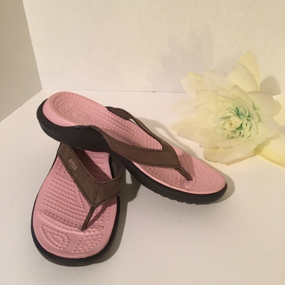 Crock sandals